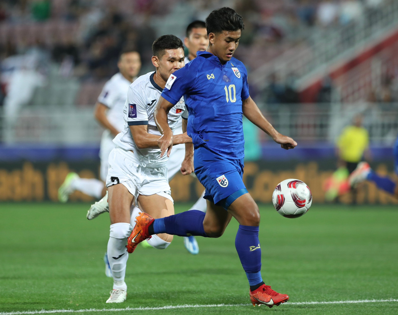 Thái Lan sẽ gặp khó khăn vì mất nhiều trụ cột Thái Lan sẽ gặp khó khăn vì mất nhiều trụ cột