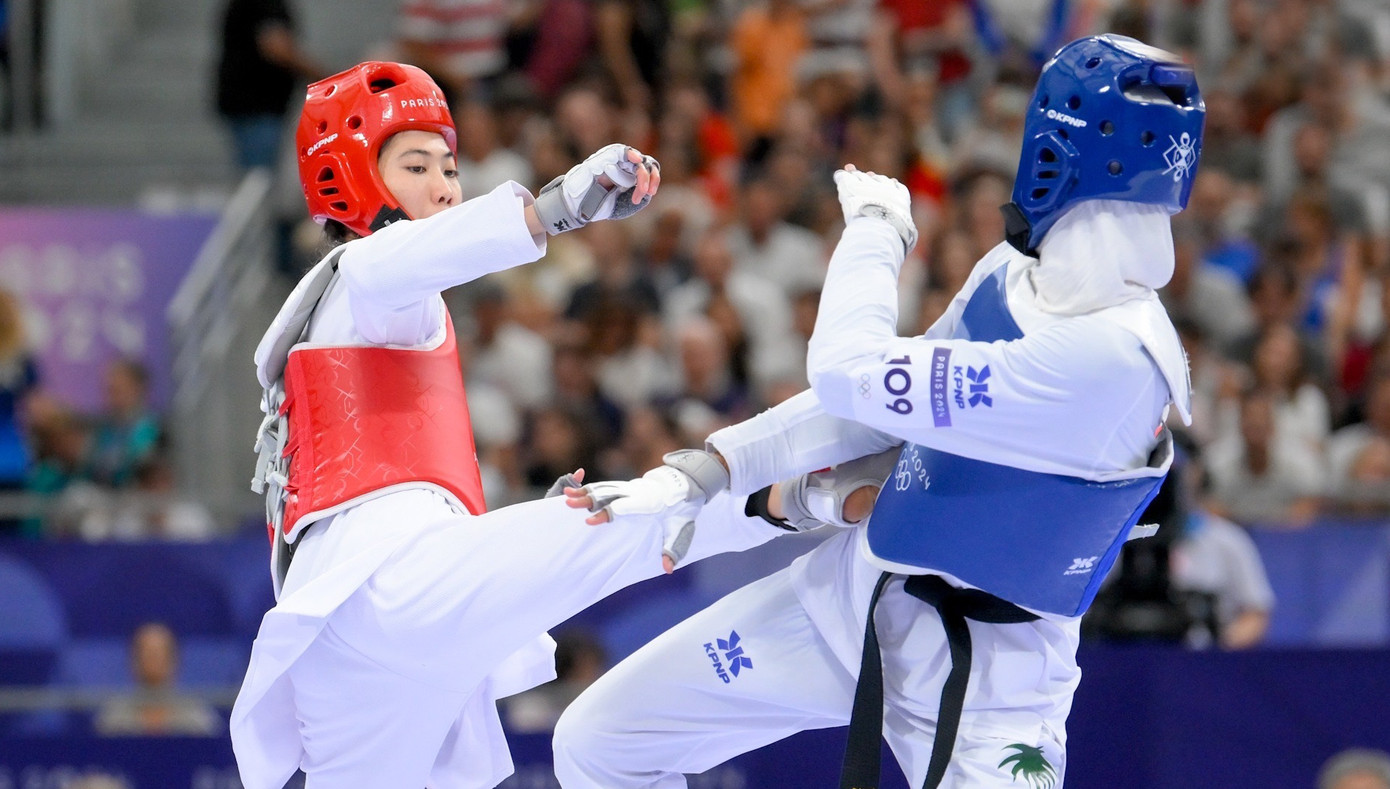 Wongpattanakit thắng 2-1 để bảo vệ thành công ngôi vị số một của mình Wongpattanakit thắng 2-1 để bảo vệ thành công ngôi vị số một của mình