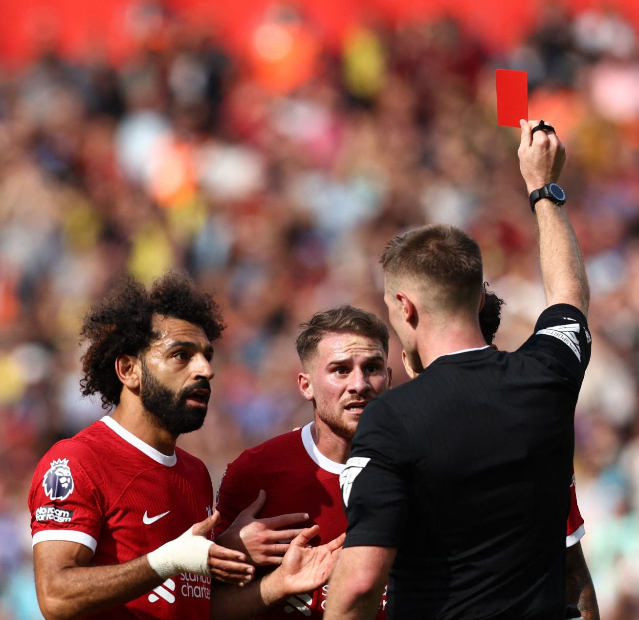 Mac Allister nhận thẻ đỏ, Liverpool vẫn thắng Bournemouth 3-1 ảnh 17