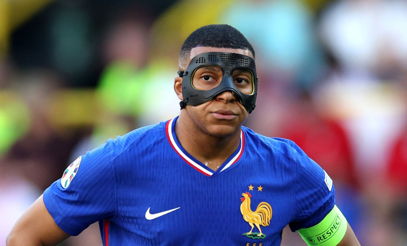 Mbappe chính là người đá hỏng quả phạt đền khiến Pháp bị loại tại EURO 2020 Mbappe chính là người đá hỏng quả phạt đền khiến Pháp bị loại tại EURO 2020