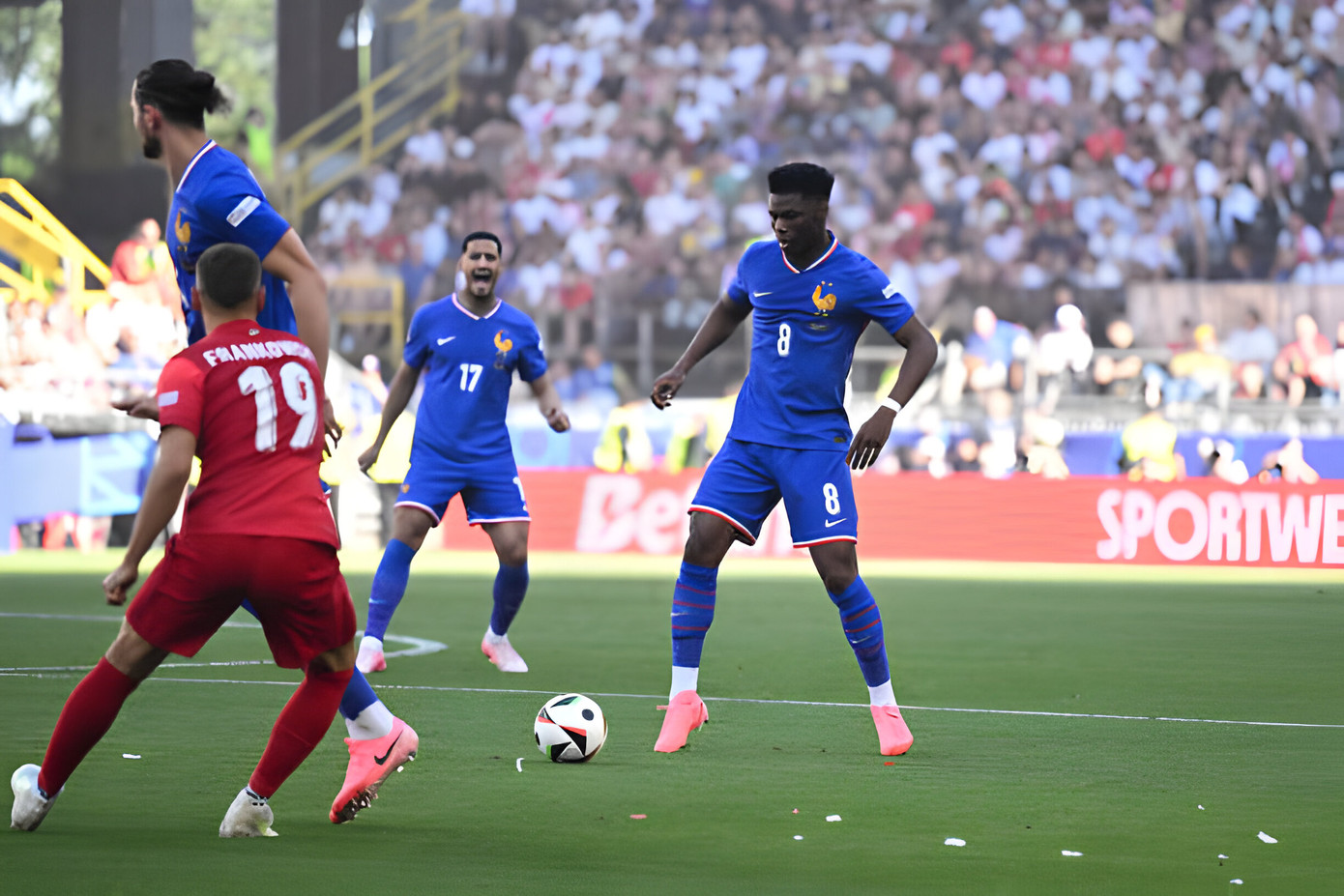 Ba Lan cầm hoà Pháp trong ngày chia tay EURO 2024 ảnh 12