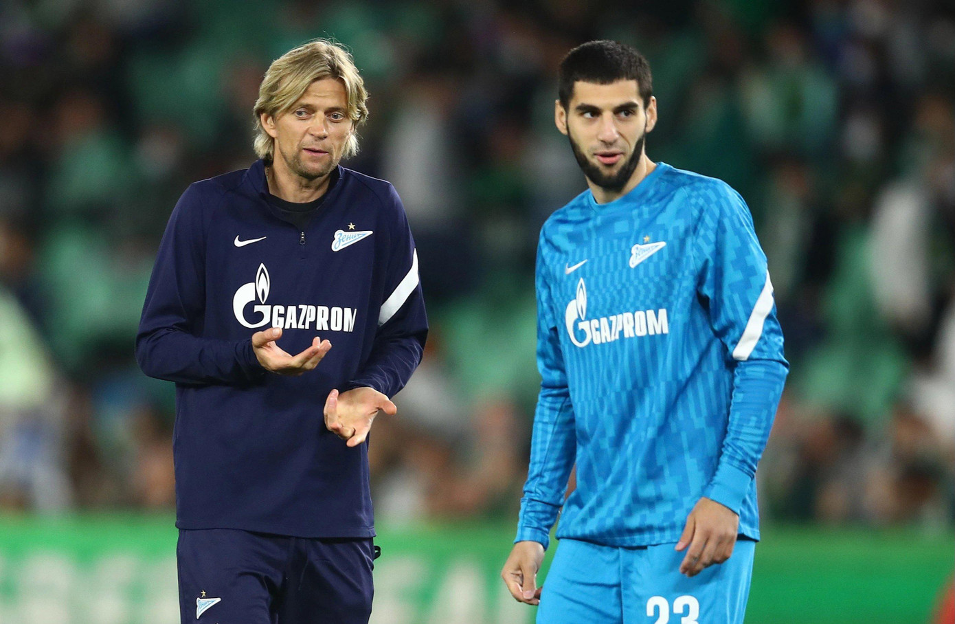 Tymoshchuk đang là trợ lý của CLB Zenit Tymoshchuk đang là trợ lý của CLB Zenit