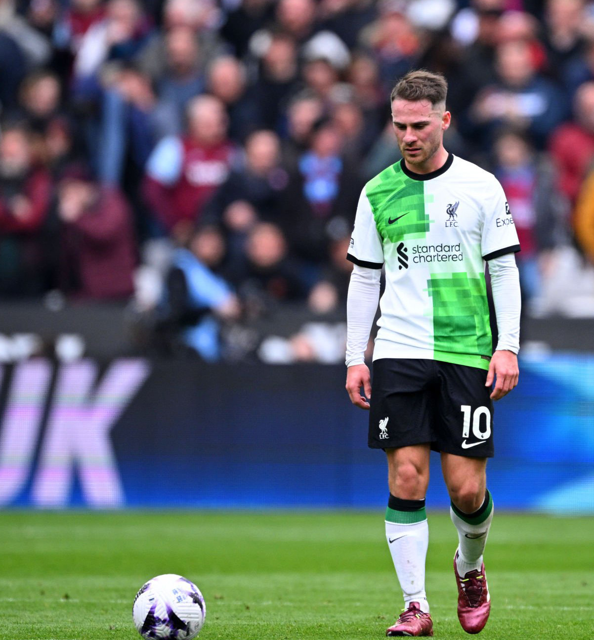 Bị West Ham cầm hòa 2-2, Liverpool chia tay giấc mơ vô địch ảnh 12 Bị West Ham cầm hòa 2-2, Liverpool chia tay giấc mơ vô địch ảnh 12