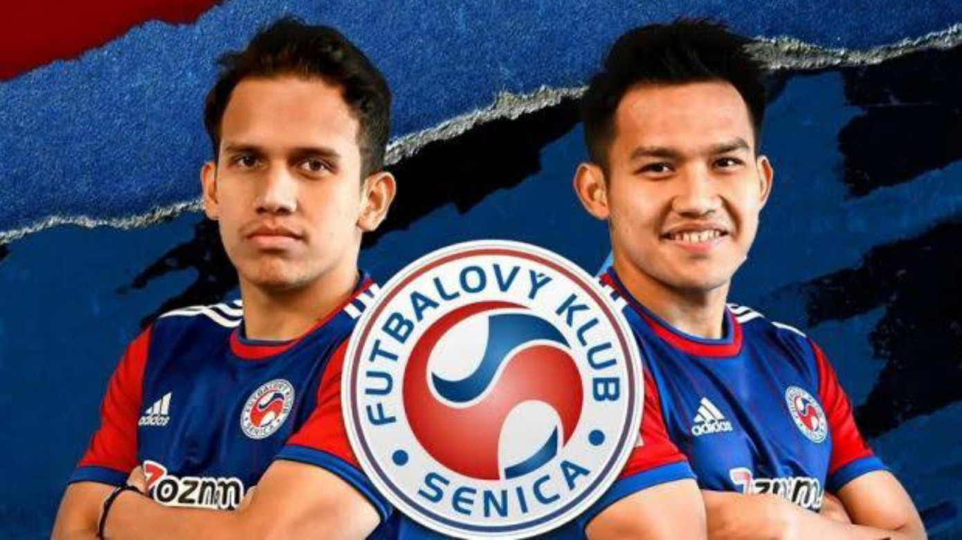 Egy (trái) và Witan trong màu áo Senica Egy (trái) và Witan trong màu áo Senica