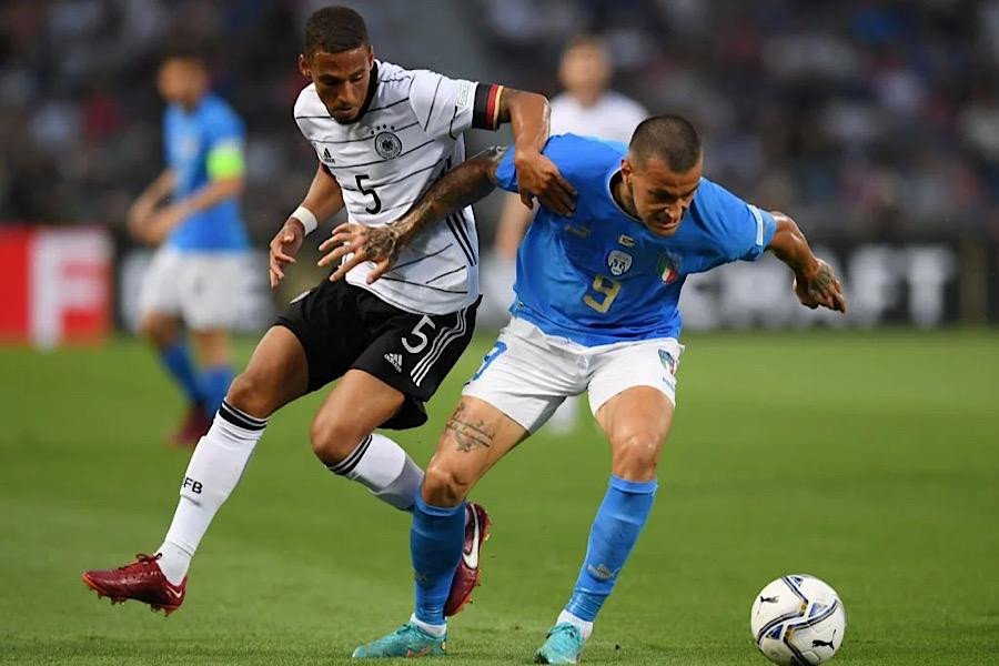 Italia đã thi đấu rất nỗ lực trước đối thủ được đánh giá mạnh hơn Italia đã thi đấu rất nỗ lực trước đối thủ được đánh giá mạnh hơn