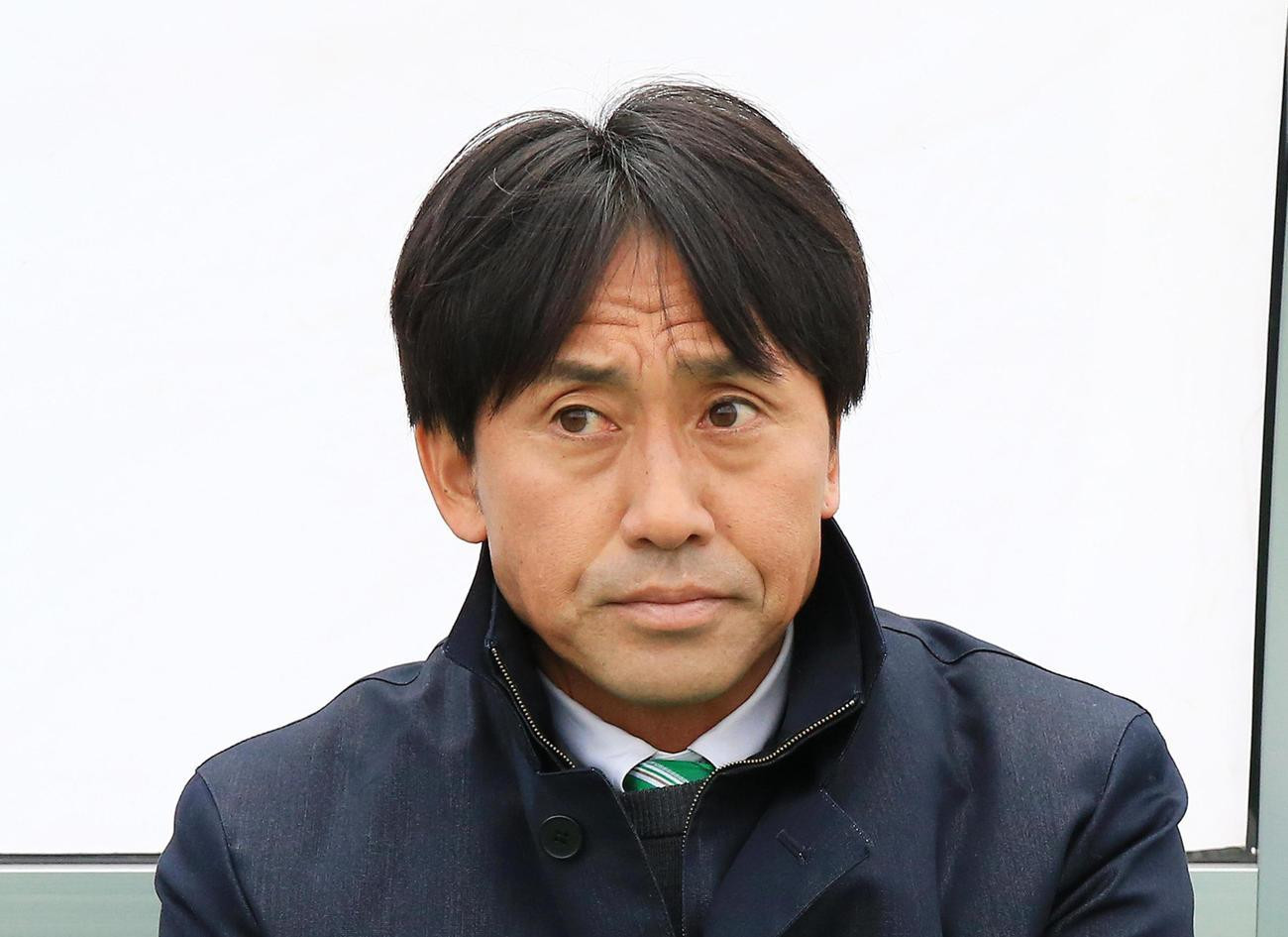 HLV Takayuki Nishigaya của ĐT Singapore