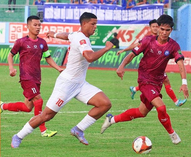 Lucao đã xuất sắc nhưng như vậy là chưa đủ