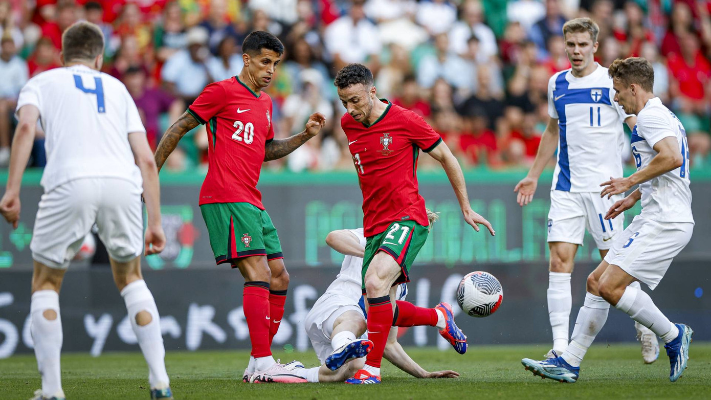 Bồ Đào Nha không gặp nhiều khó khăn trước Phần Lan Bồ Đào Nha không gặp nhiều khó khăn trước Phần Lan
