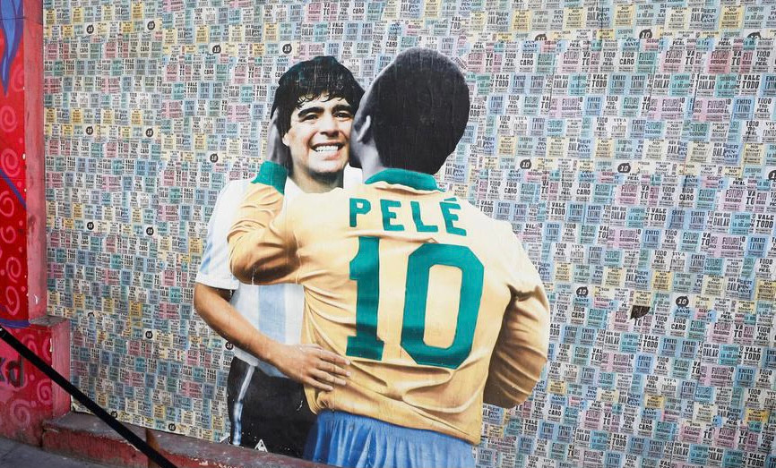 Hai huyền thoại của thế giới túc cầu đều đã về bên kia thế giới Hai huyền thoại của thế giới túc cầu đều đã về bên kia thế giới