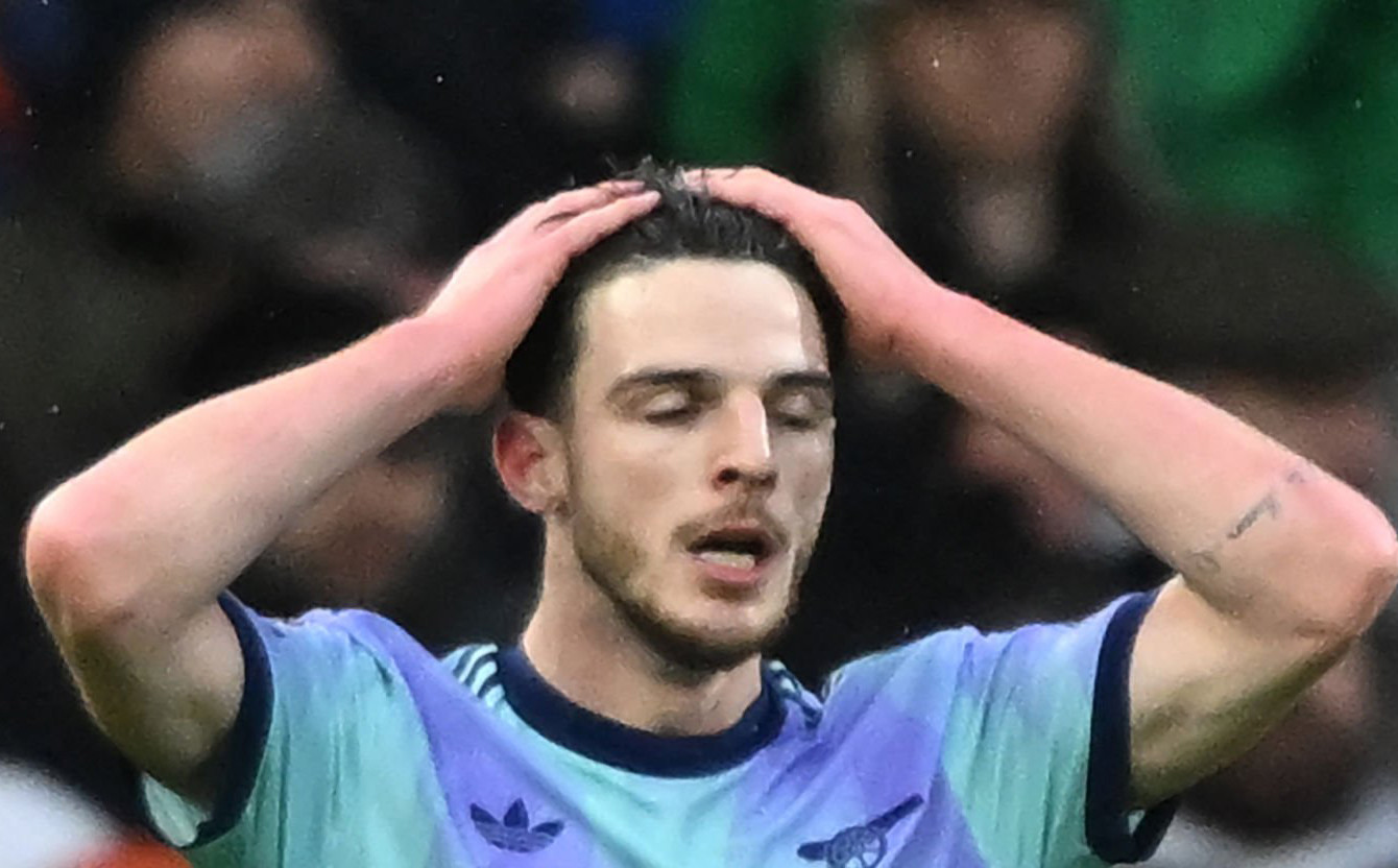 Arsenal bị chia điểm trên sân Fulham ảnh 9 Arsenal bị chia điểm trên sân Fulham ảnh 9