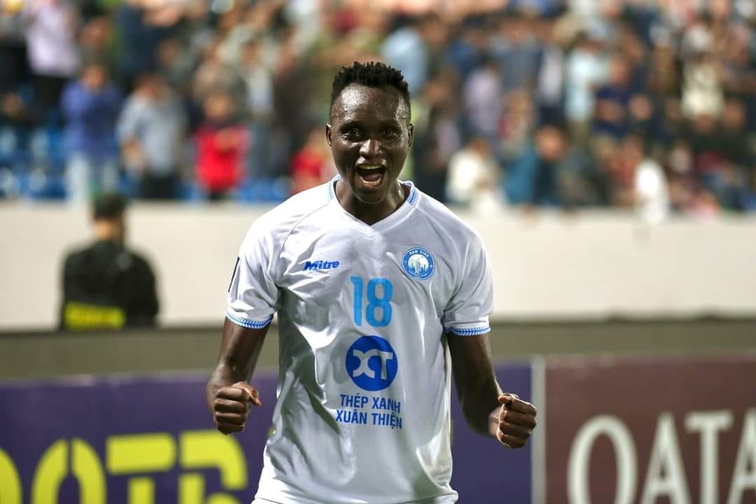 Mpande có thể đá trung phong thay Xuân Son Mpande có thể đá trung phong thay Xuân Son