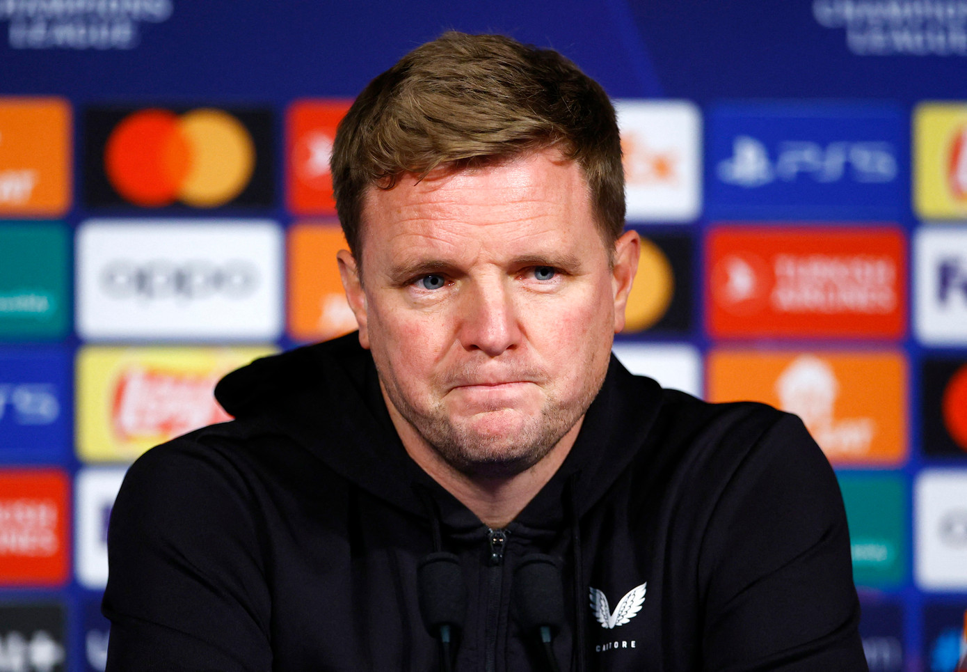 HLV Eddie Howe rất bất bình về trọng tài HLV Eddie Howe rất bất bình về trọng tài