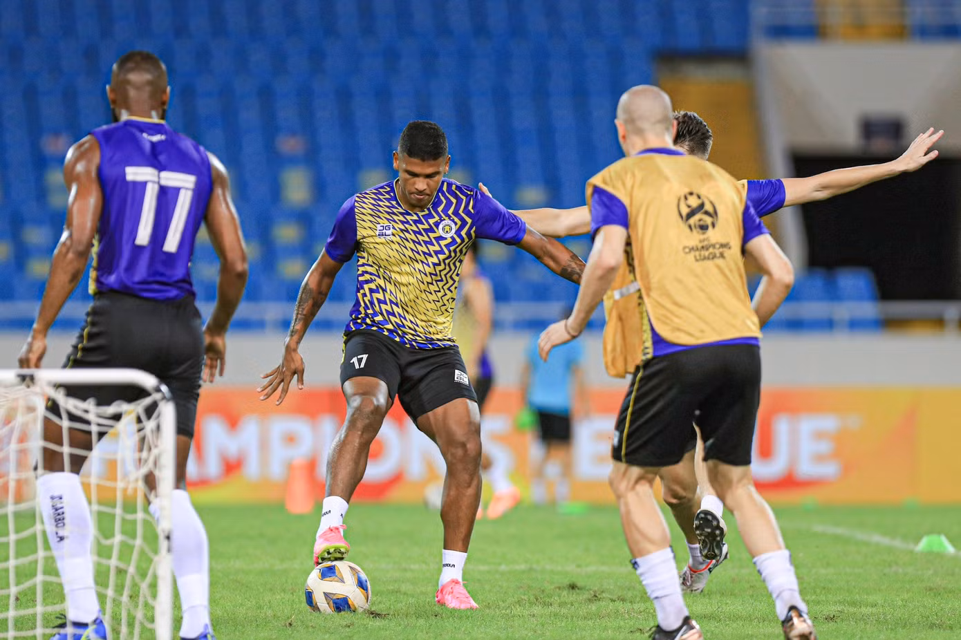 Hà Nội FC có màn thể hiện tốt dù thua Pohang Steelers 2-4 ảnh 4