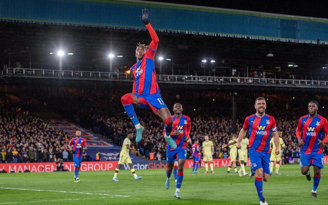 Palace hoàn toàn chủ động trong trận thắng Arsenal Palace hoàn toàn chủ động trong trận thắng Arsenal