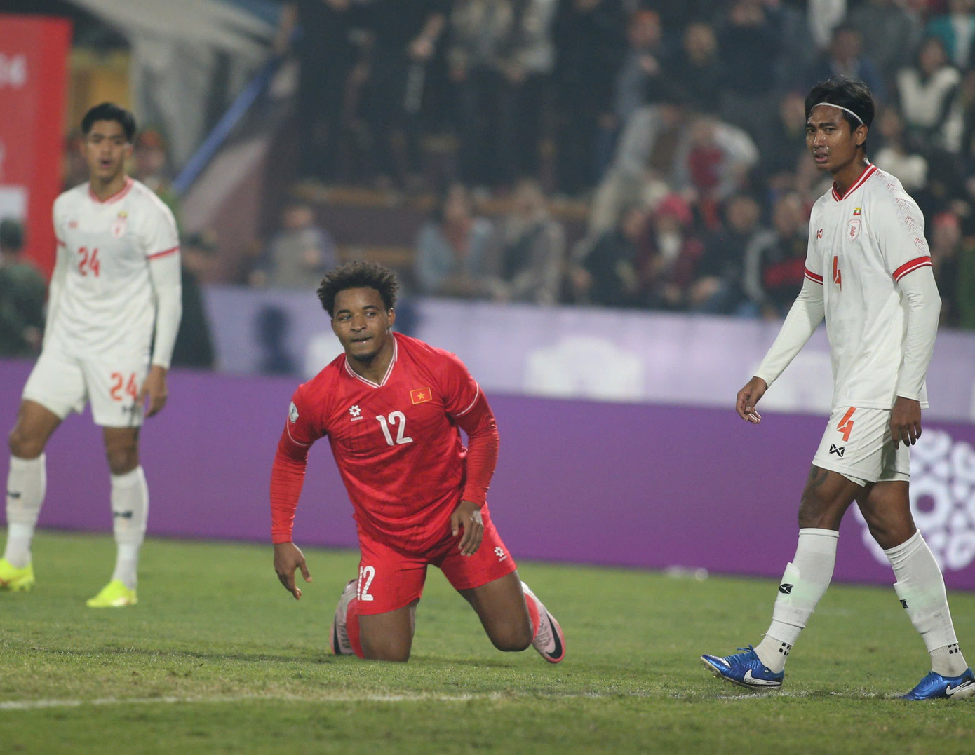 Đại phá Myanmar, đội tuyển Việt Nam vào bán kết ASEAN Cup 2024 ảnh 53