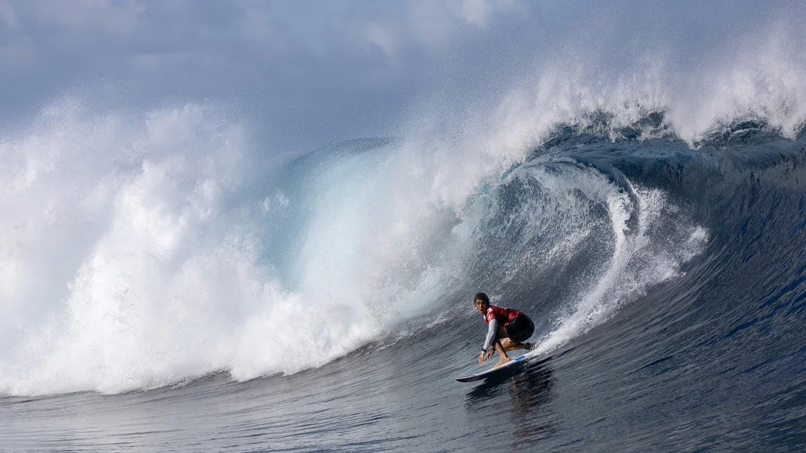 Các con sóng tại Tahiti được coi là lý tưởng cho cuộc thi Olympic