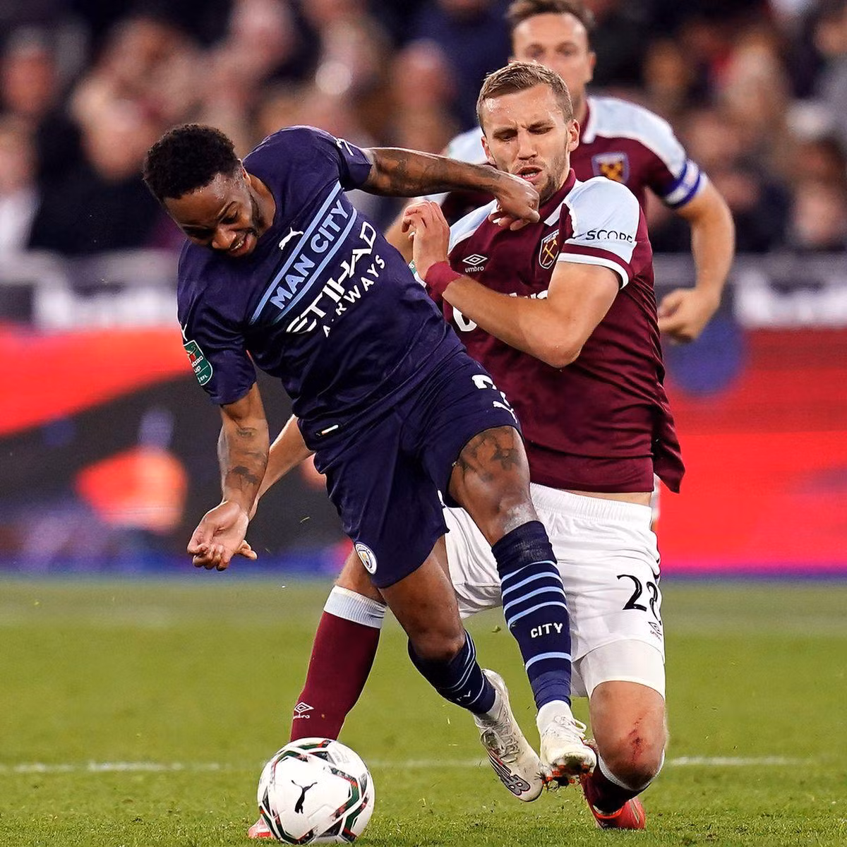 Sterling sẽ cùng đồng đội tỏa sáng trước West Ham Sterling sẽ cùng đồng đội tỏa sáng trước West Ham