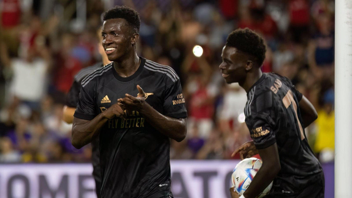 Từ đầu mùa giải, Arsenal đang bất bại với 5 thắng, 1 hòa Từ đầu mùa giải, Arsenal đang bất bại với 5 thắng, 1 hòa