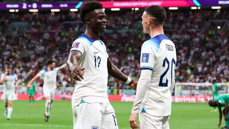 Cả Saka và Foden đều vắng mặt ở ĐT Anh