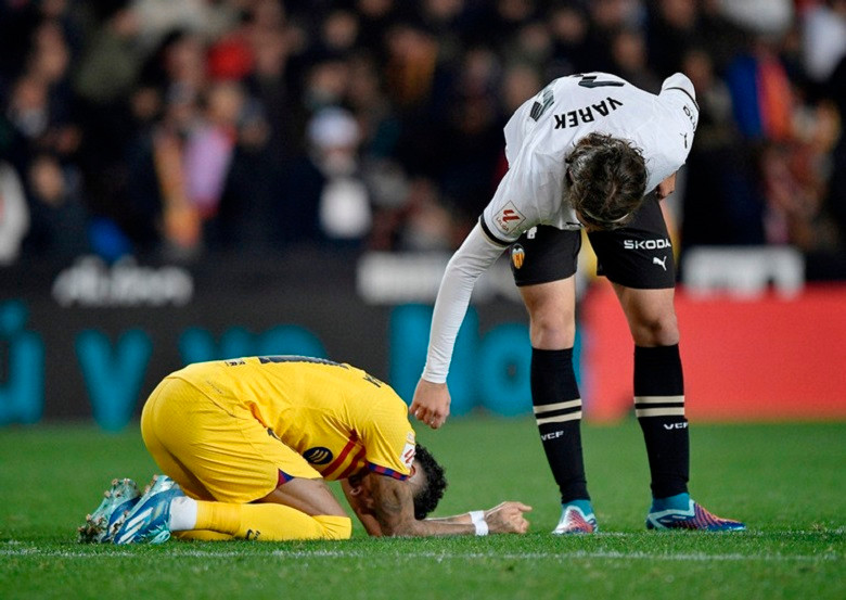 Raphinha tiếc nuối vì bỏ lỡ cơ hội