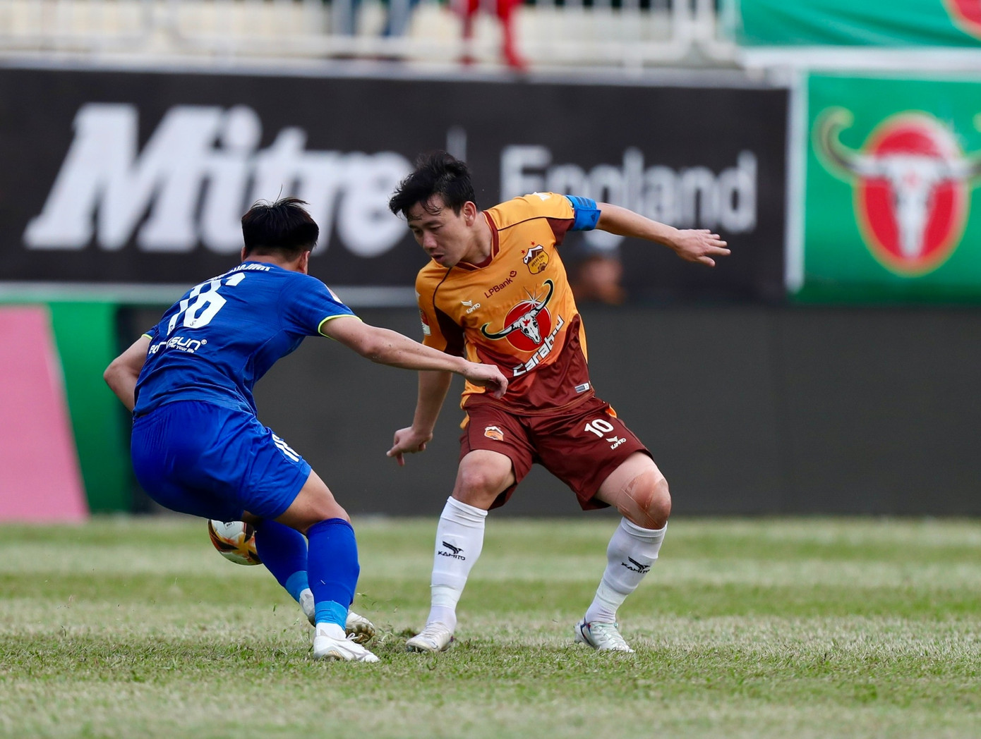 HAGL đang mở ra đường "sống" cho Long An FC HAGL đang mở ra đường "sống" cho Long An FC