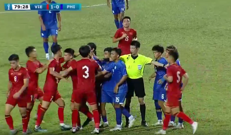 Thắng tối thiểu U23 Philippines, U23 Việt vào bán kết với ngôi đầu ảnh 16