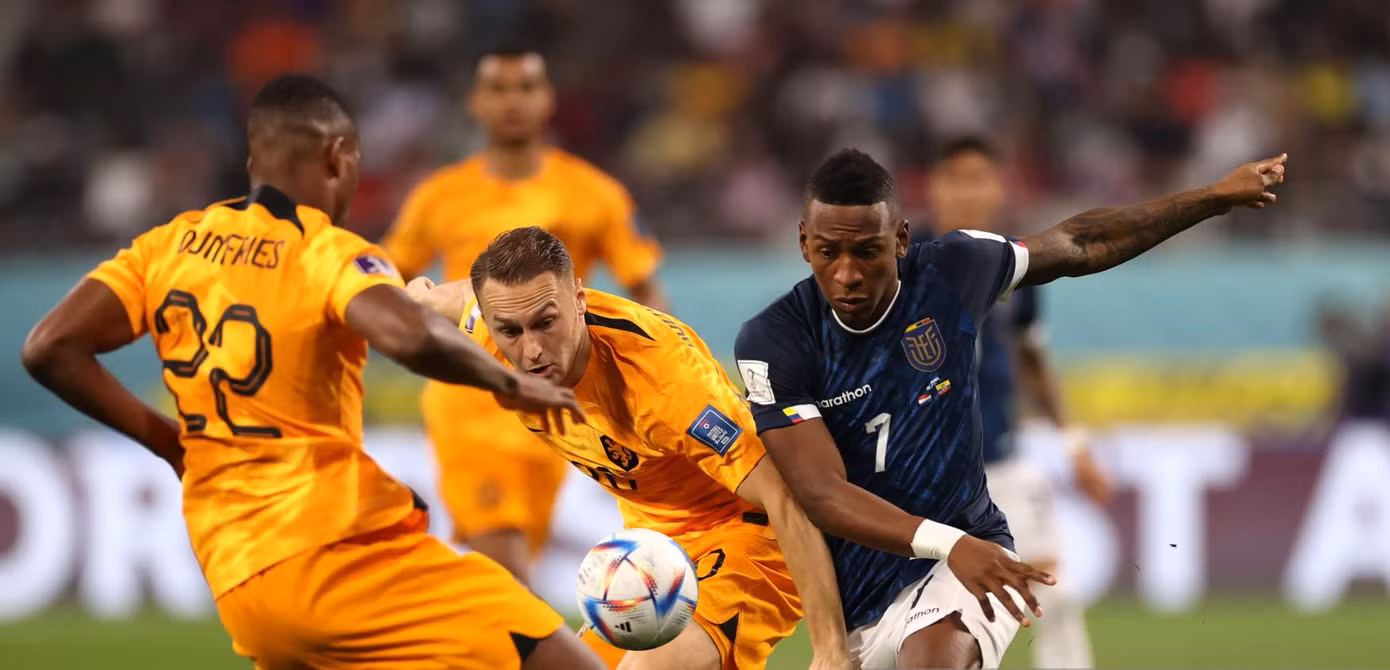 World Cup 2022: Hà Lan hút chết trước Ecuador sau trận hoà 1-1 ảnh 9