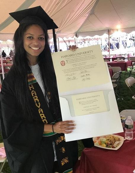 Thomas và tấm bằng ĐH Harvard