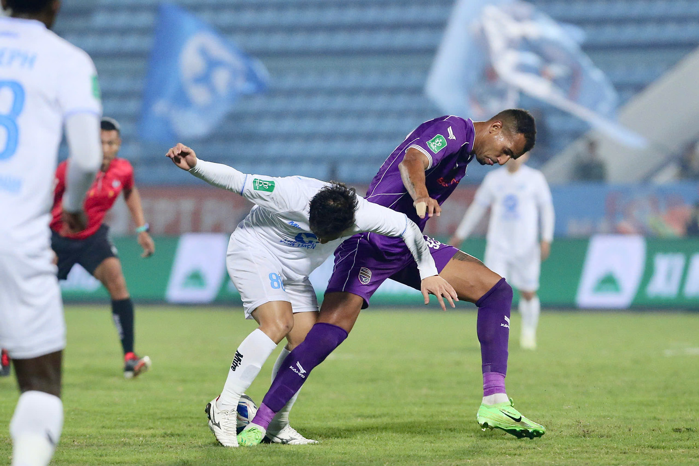 Đánh bại Thép Xanh Nam Định ở loạt luân lưu, B.Bình Dương tiến vào tứ kết cúp Quốc gia ảnh 24 Đánh bại Thép Xanh Nam Định ở loạt luân lưu, B.Bình Dương tiến vào tứ kết cúp Quốc gia ảnh 24