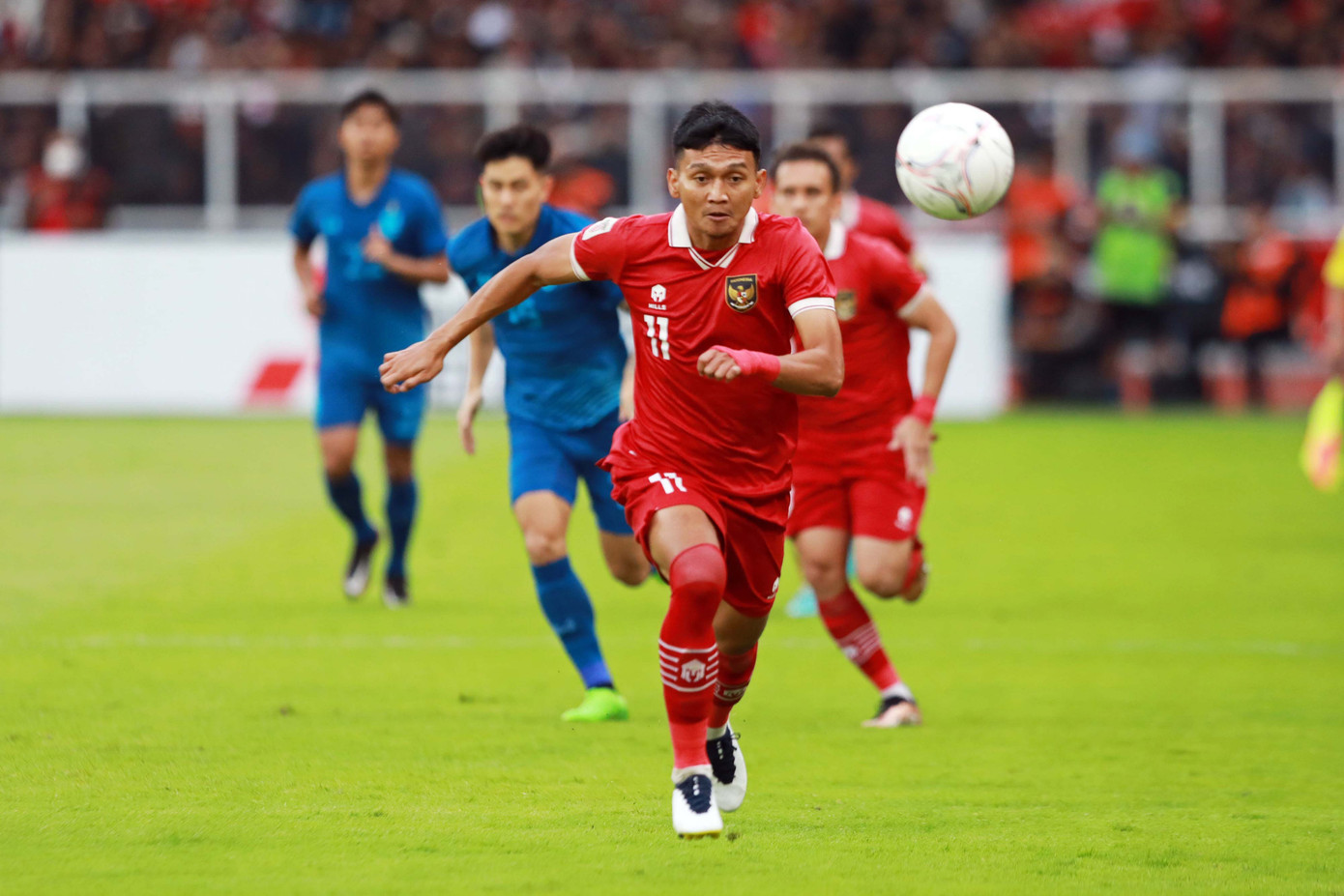 Dendy Sulistyawan chỉ muốn đổi áo chứ không muốn làm đau Messi Dendy Sulistyawan chỉ muốn đổi áo chứ không muốn làm đau Messi