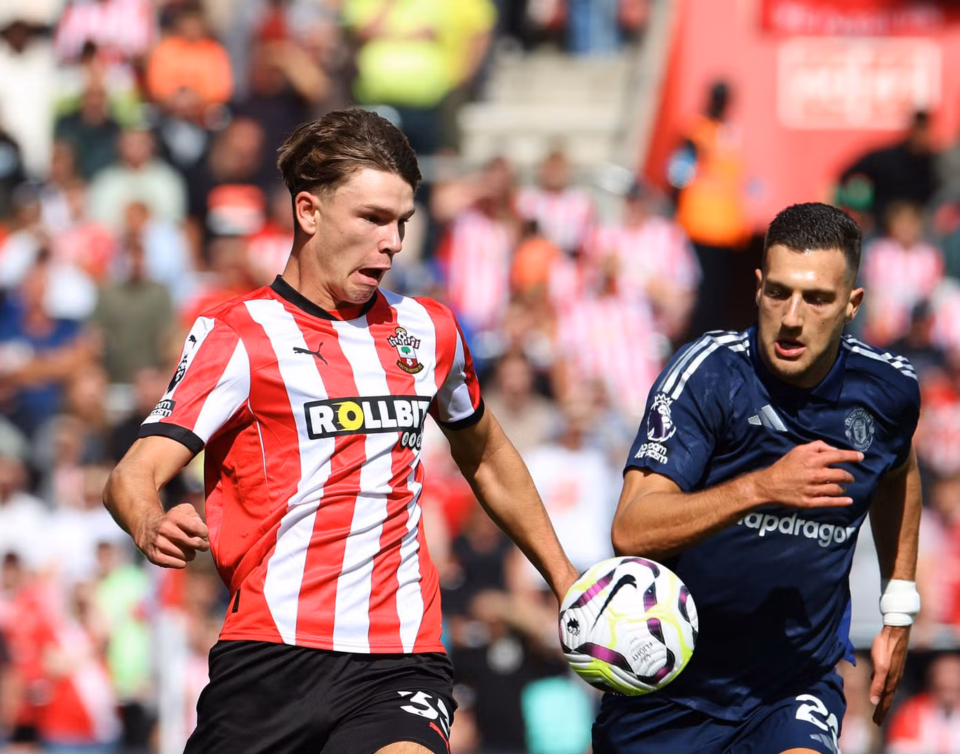 MU đánh bại Southampton 3-0 trên sân khách ảnh 8