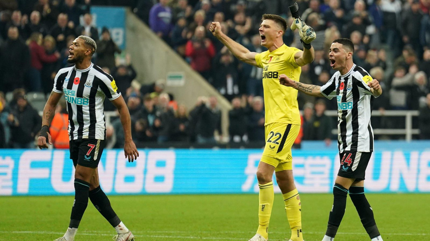 Hàng thủ đang là điểm tựa của Newcastle Hàng thủ đang là điểm tựa của Newcastle