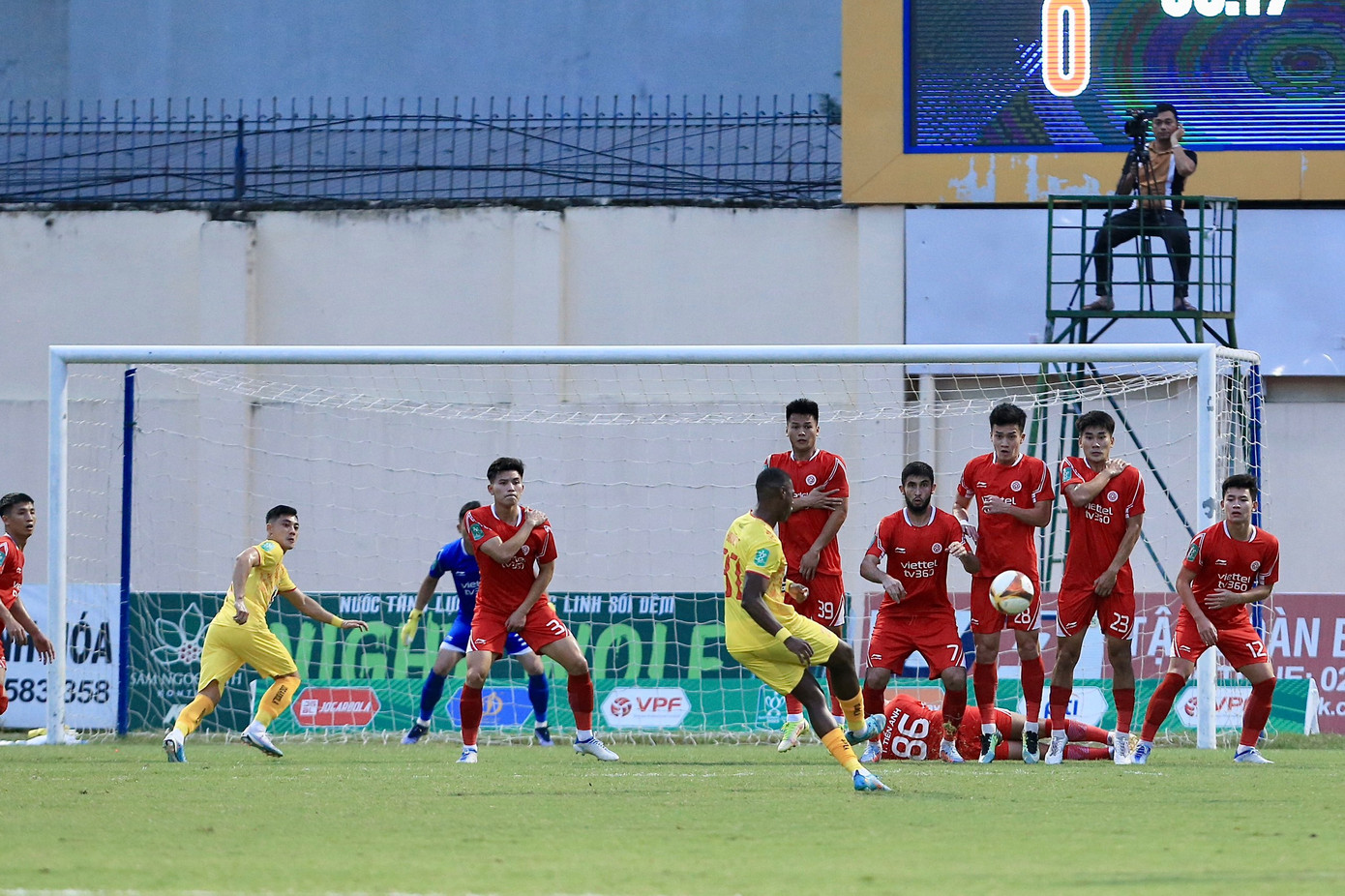 Thanh Hóa giành Cúp Quốc gia sau cuộc chiến cân não trên chấm 11m với Viettel ảnh 4