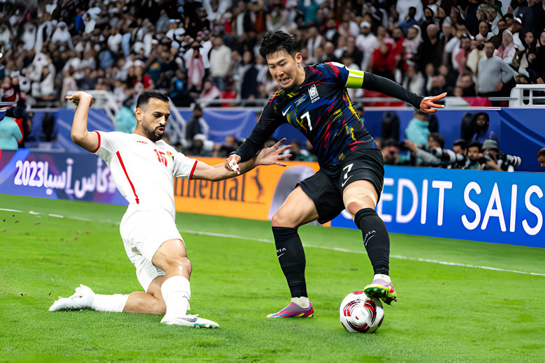 Cả trận gặp Jordan, Hàn Quốc không đá trúng đích lần nào Cả trận gặp Jordan, Hàn Quốc không đá trúng đích lần nào