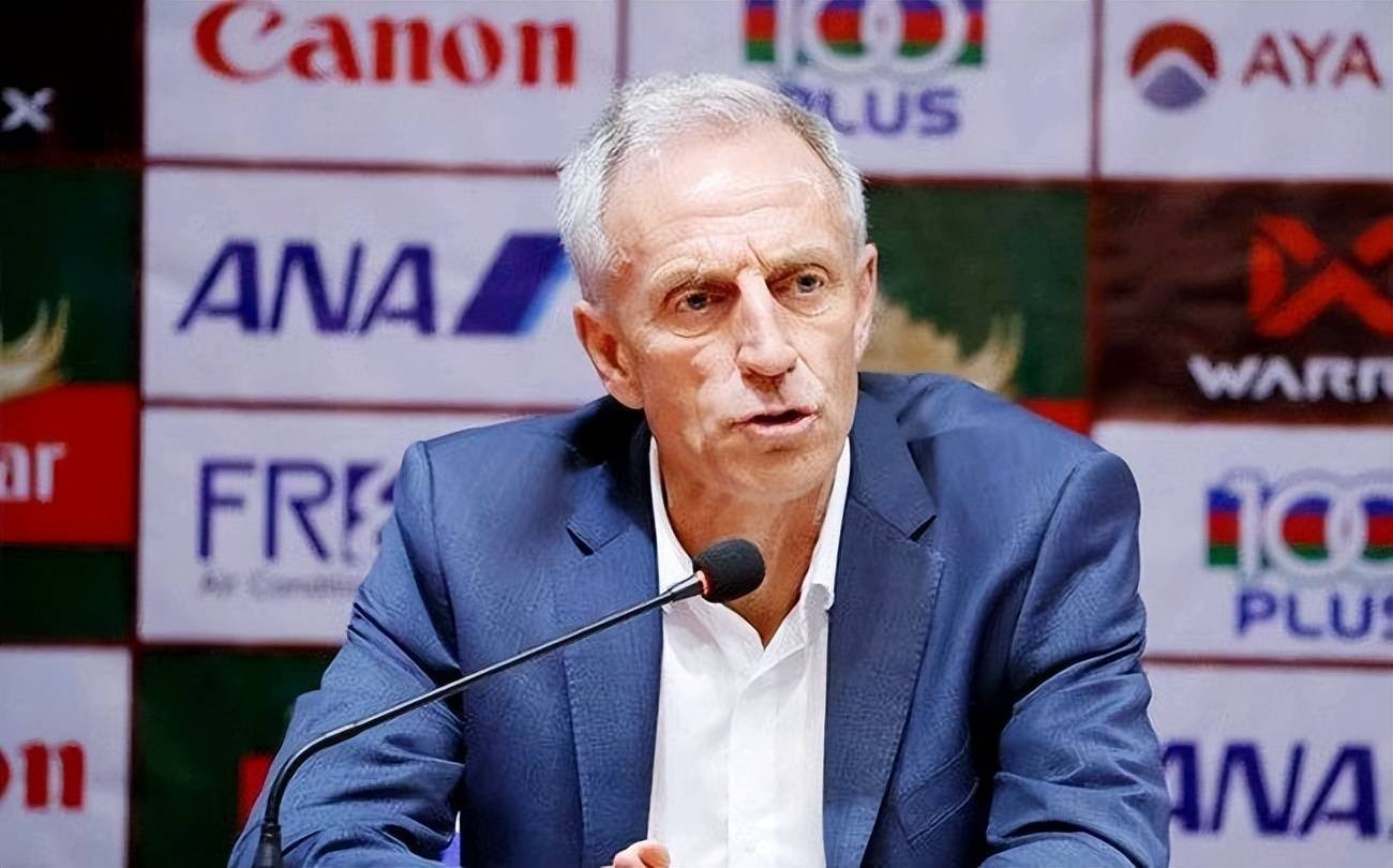 Ông Eric Abrams, giám đốc học viện PVF của Việt Nam Ông Eric Abrams, giám đốc học viện PVF của Việt Nam