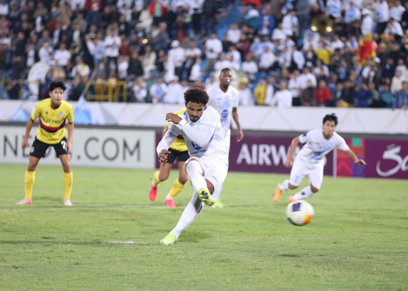 Đại thắng Lee Man, Nam Định giành vé sớm ở AFC Champions League Two ảnh 6