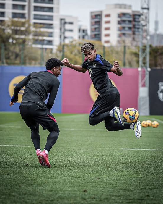 Fati và Yamal mất điểm trong mắt ông thầy vì tới tập muộn