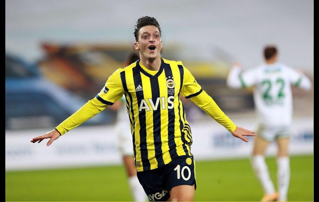 CLB RANS Cilegon hiểu tiếp cận dược Ozil là cực kỳ khó khăn