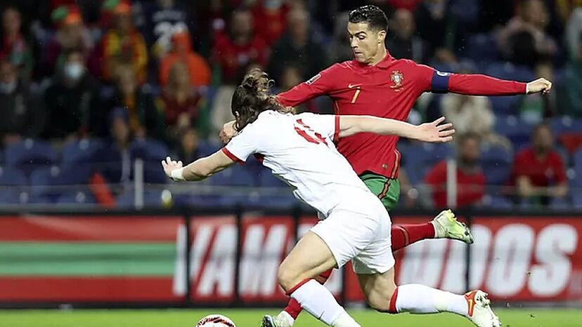 Thắng dễ Thổ Nhĩ Kỳ, Ronaldo và đồng đội lấy vé sớm vào vòng knock-out Euro 2024 ảnh 2 Thắng dễ Thổ Nhĩ Kỳ, Ronaldo và đồng đội lấy vé sớm vào vòng knock-out Euro 2024 ảnh 2