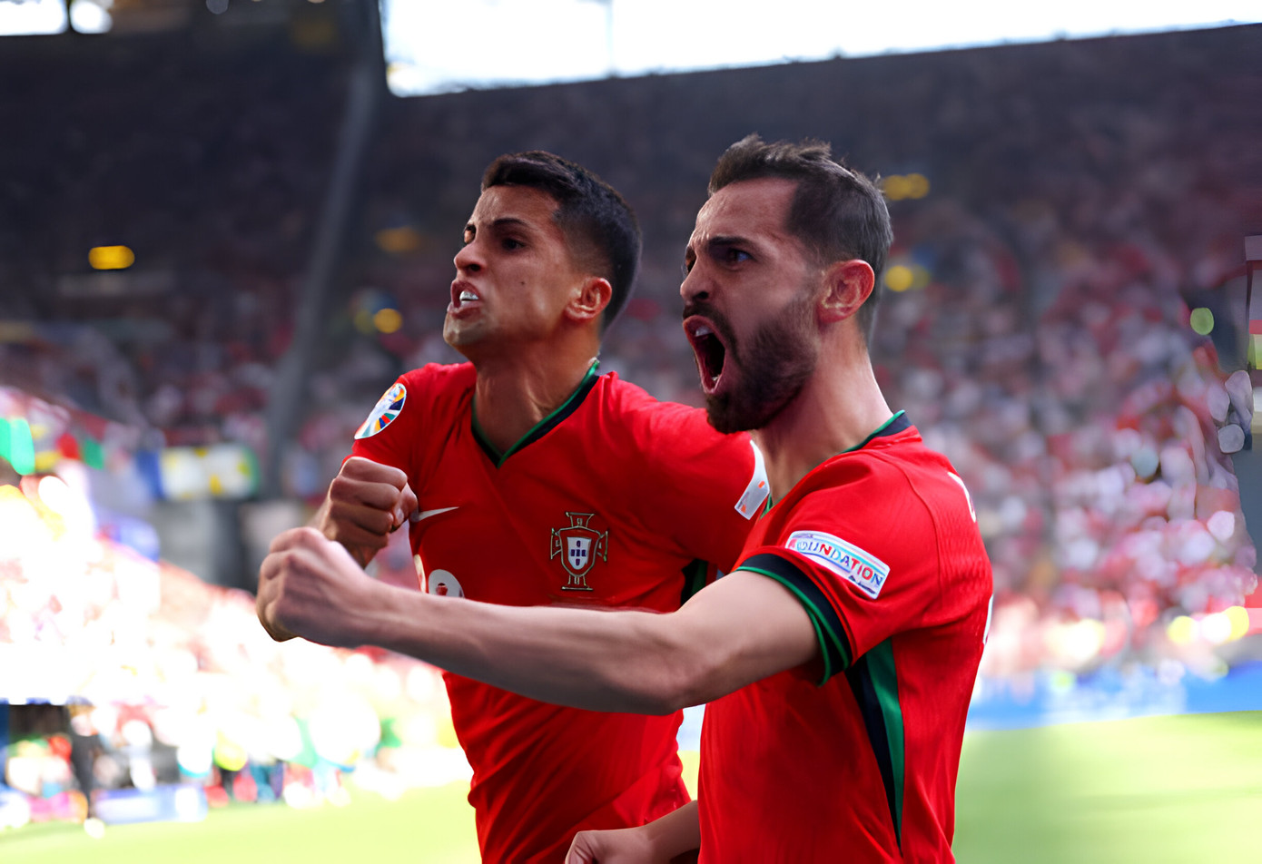 Thắng dễ Thổ Nhĩ Kỳ, Ronaldo và đồng đội lấy vé sớm vào vòng knock-out Euro 2024 ảnh 10 Thắng dễ Thổ Nhĩ Kỳ, Ronaldo và đồng đội lấy vé sớm vào vòng knock-out Euro 2024 ảnh 10