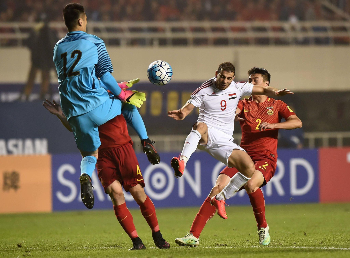 Gu Chao (12) khi còn khoác áo ĐT Trung Quốc Gu Chao (12) khi còn khoác áo ĐT Trung Quốc