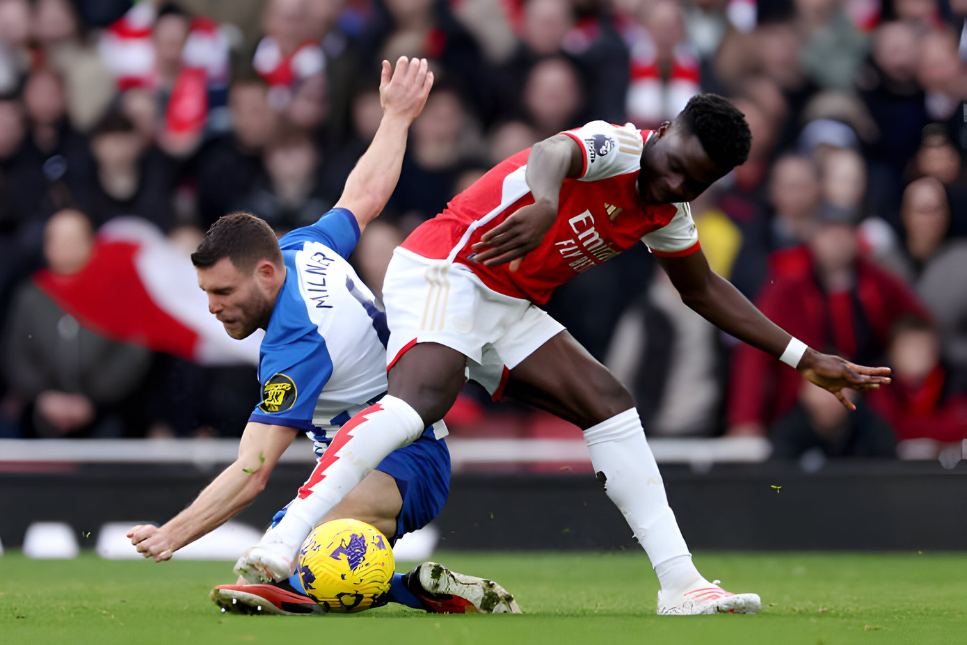 Jesus, Harvert lập công, Arsenal tạm vươn lên dẫn đầu ảnh 9