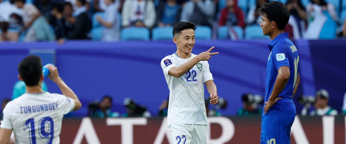 Thái Lan chia tay Asian Cup sau trận thua 1-2 tiếc nuối trước Uzbekistan ảnh 23