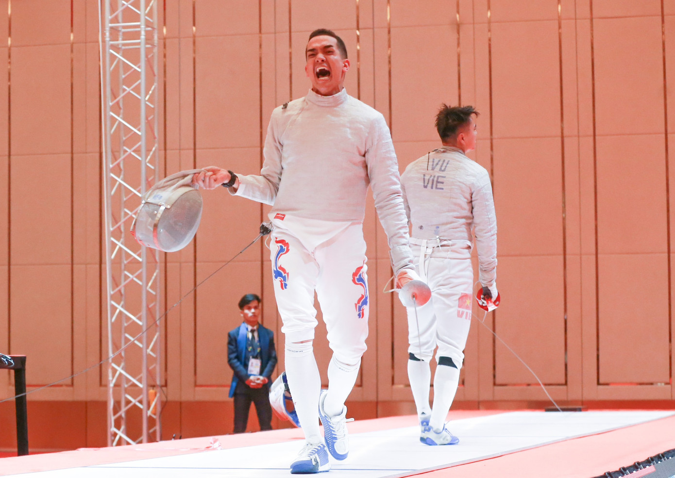 Voragun vui mừng khi thắng Thành An Voragun vui mừng khi thắng Thành An