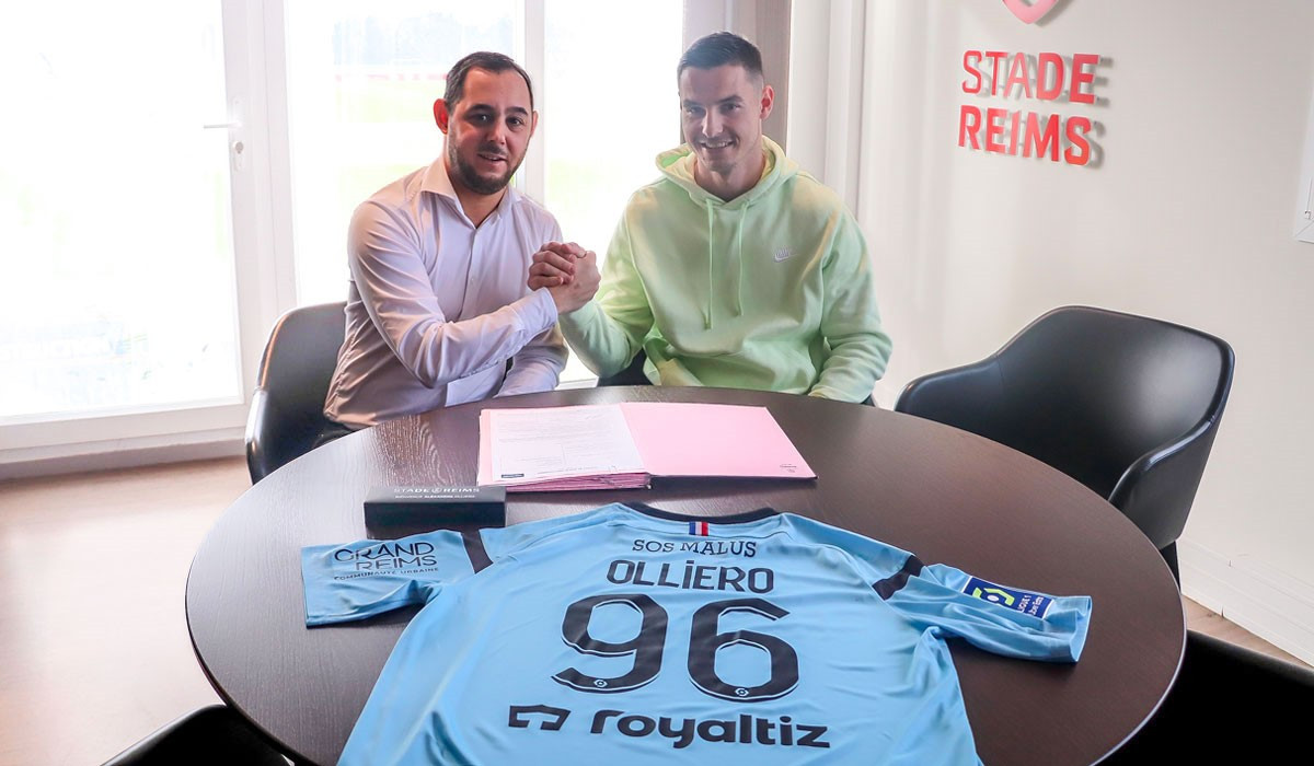 Olliero trong ngày ra mắt Reims Olliero trong ngày ra mắt Reims