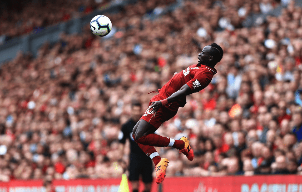Mane còn hợp đồng với Liverpool đến mùa hè năm sau