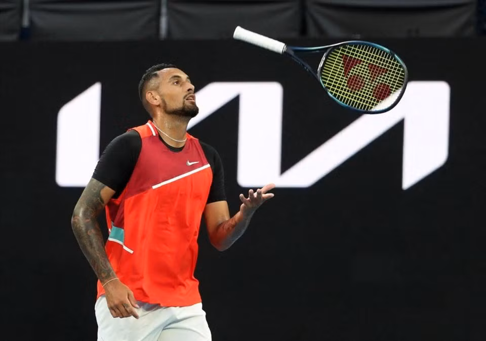 Nick Kyrgios bị loại ở nội dung đơn nam và đang tìm kiếm vinh quang ở nội dung đôi nam