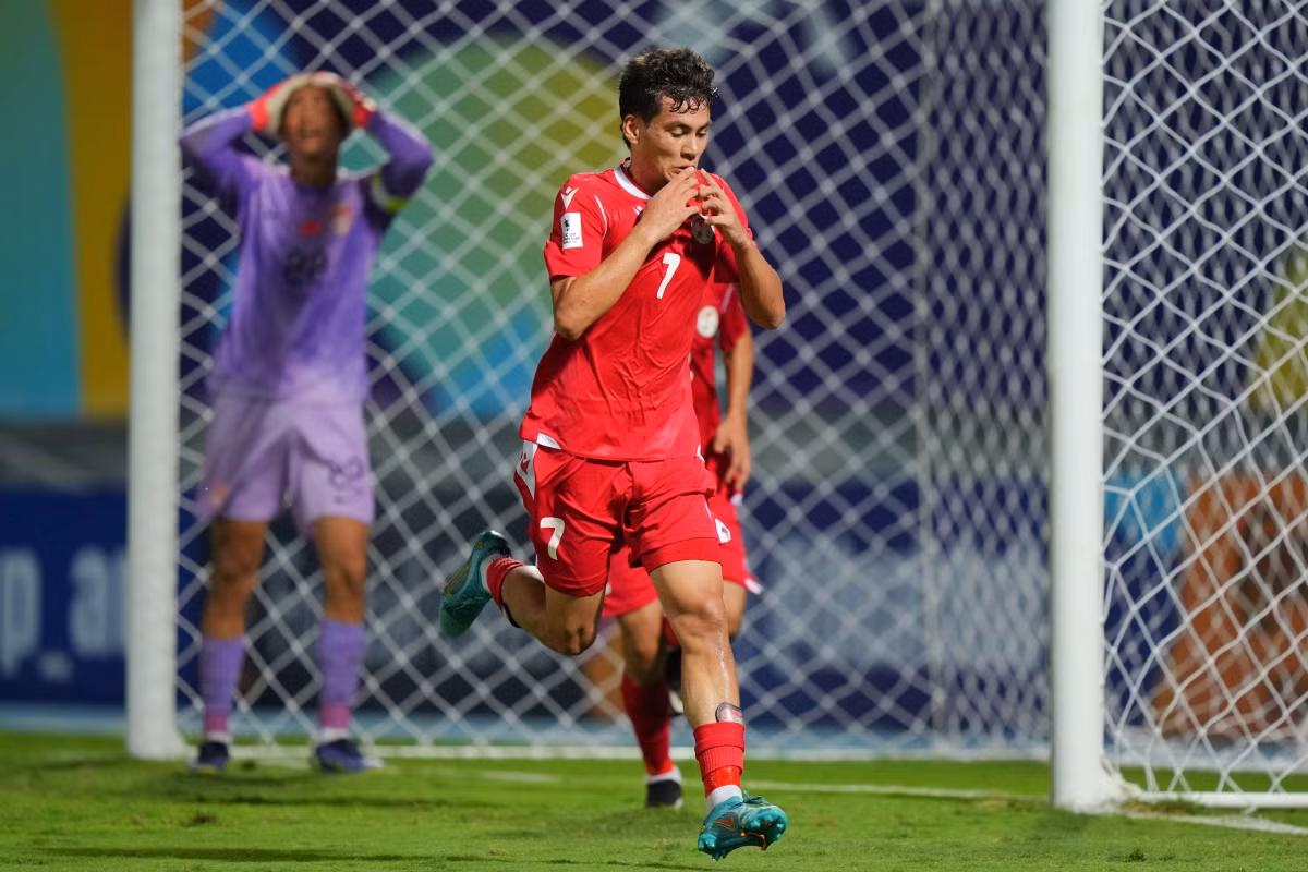 Tajikistan thắng như đi dạo ở vòng loại U17 châu Á Tajikistan thắng như đi dạo ở vòng loại U17 châu Á