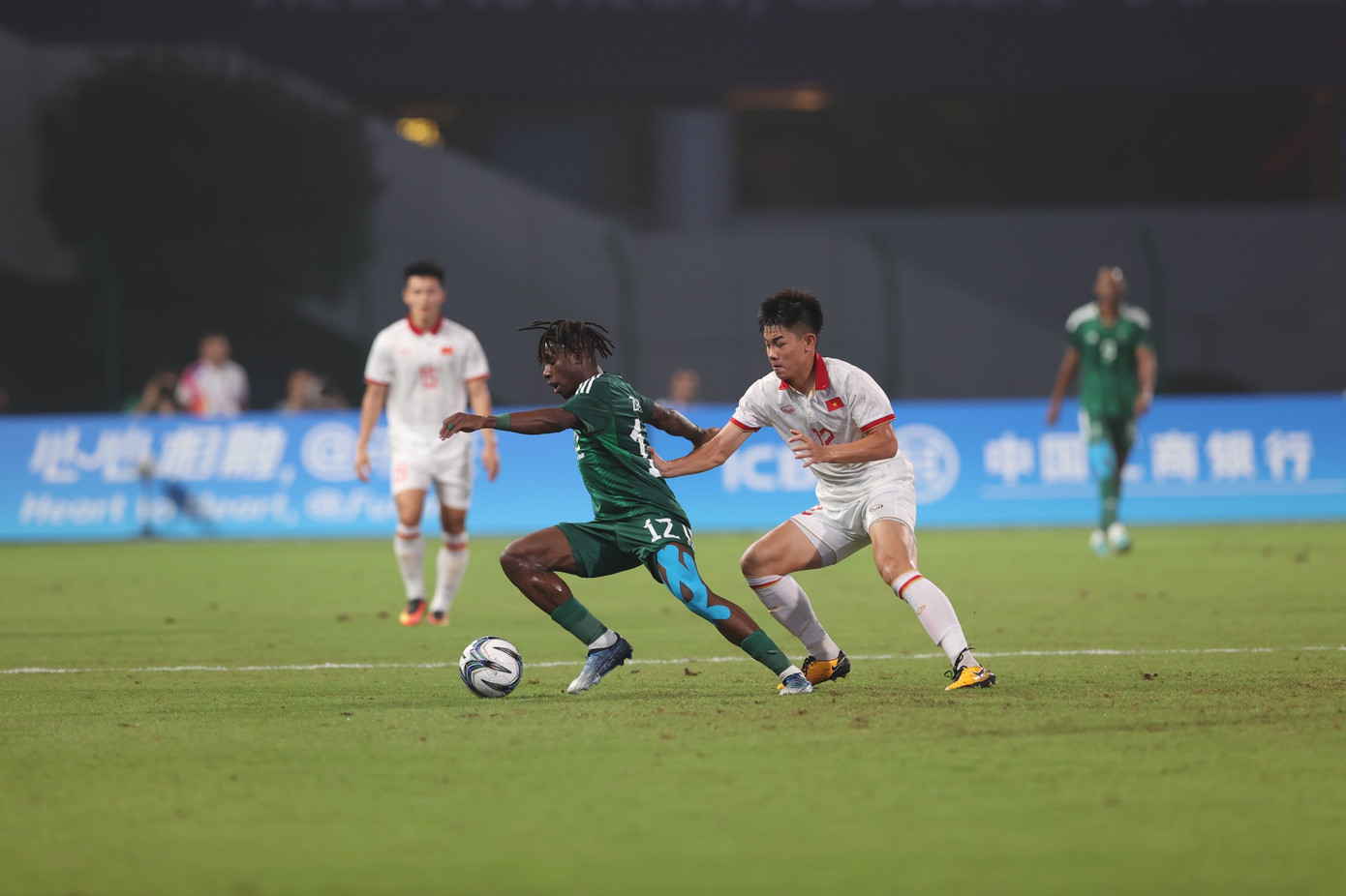 Thua Olympic Saudi Arabia 1-3, Olympic Việt Nam chia tay Asiad 19 ảnh 7 Thua Olympic Saudi Arabia 1-3, Olympic Việt Nam chia tay Asiad 19 ảnh 7