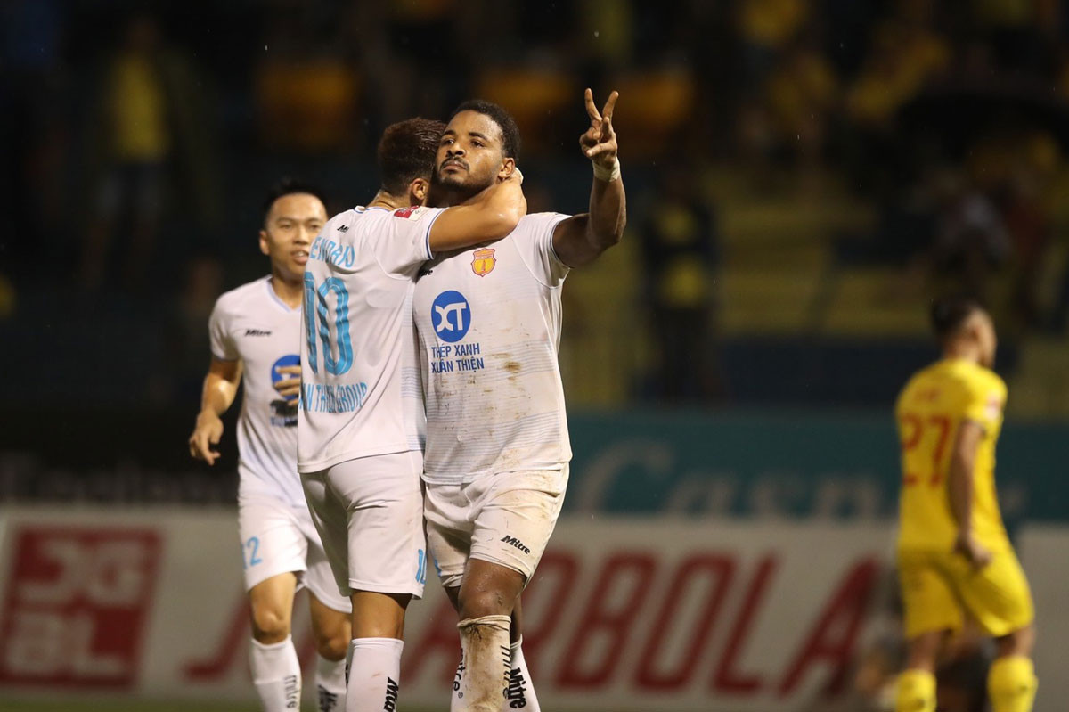 Rafaelson sẽ trở lại và mang theo hy vọng của Nam Định Rafaelson sẽ trở lại và mang theo hy vọng của Nam Định